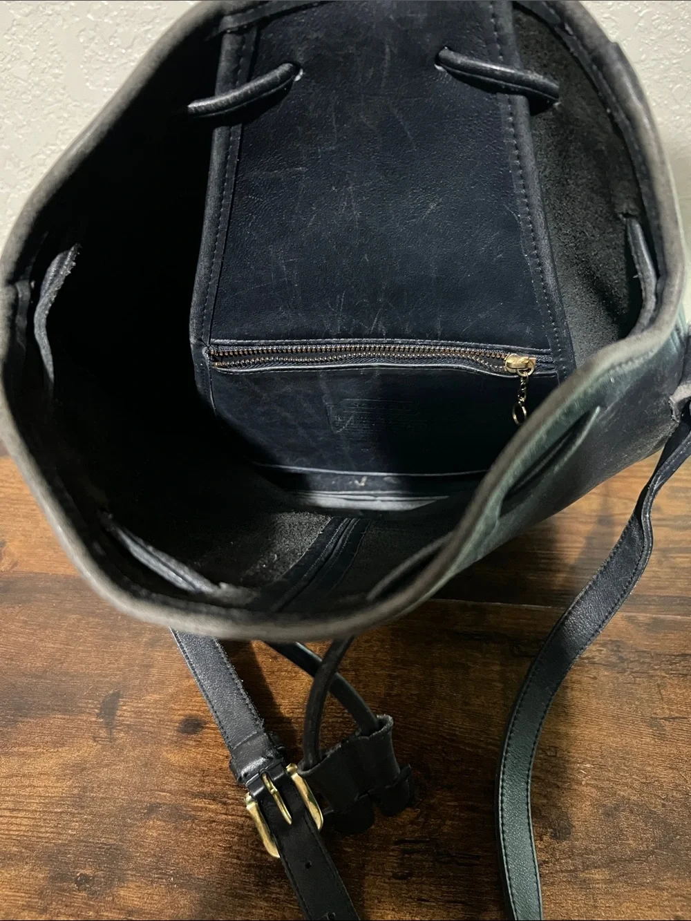 Very RARE Coach Black Leather Drawstring Hobo Bag